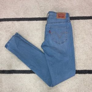 Levi’s 535 Super Skinny Light Wash Jeans Size 26